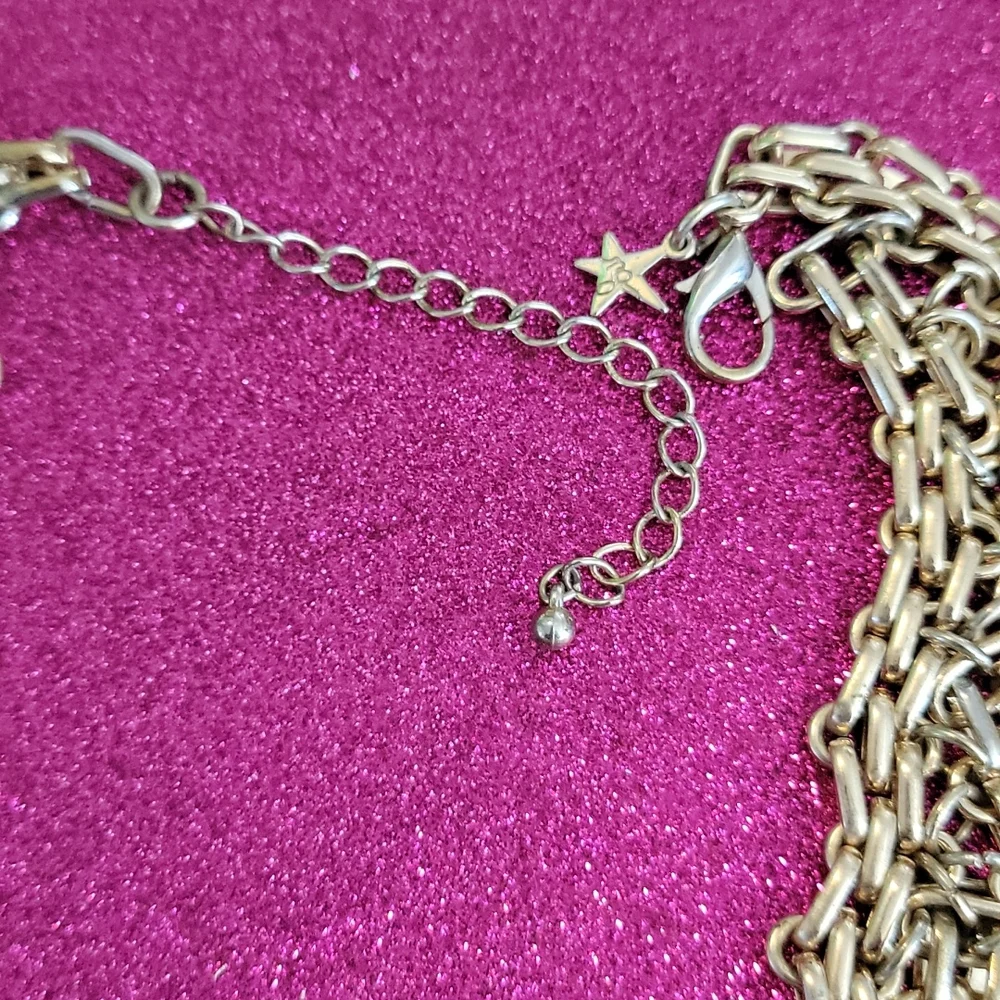 Jewelry - Picture 3 of 3